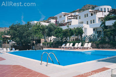 Dia Beach Club 9